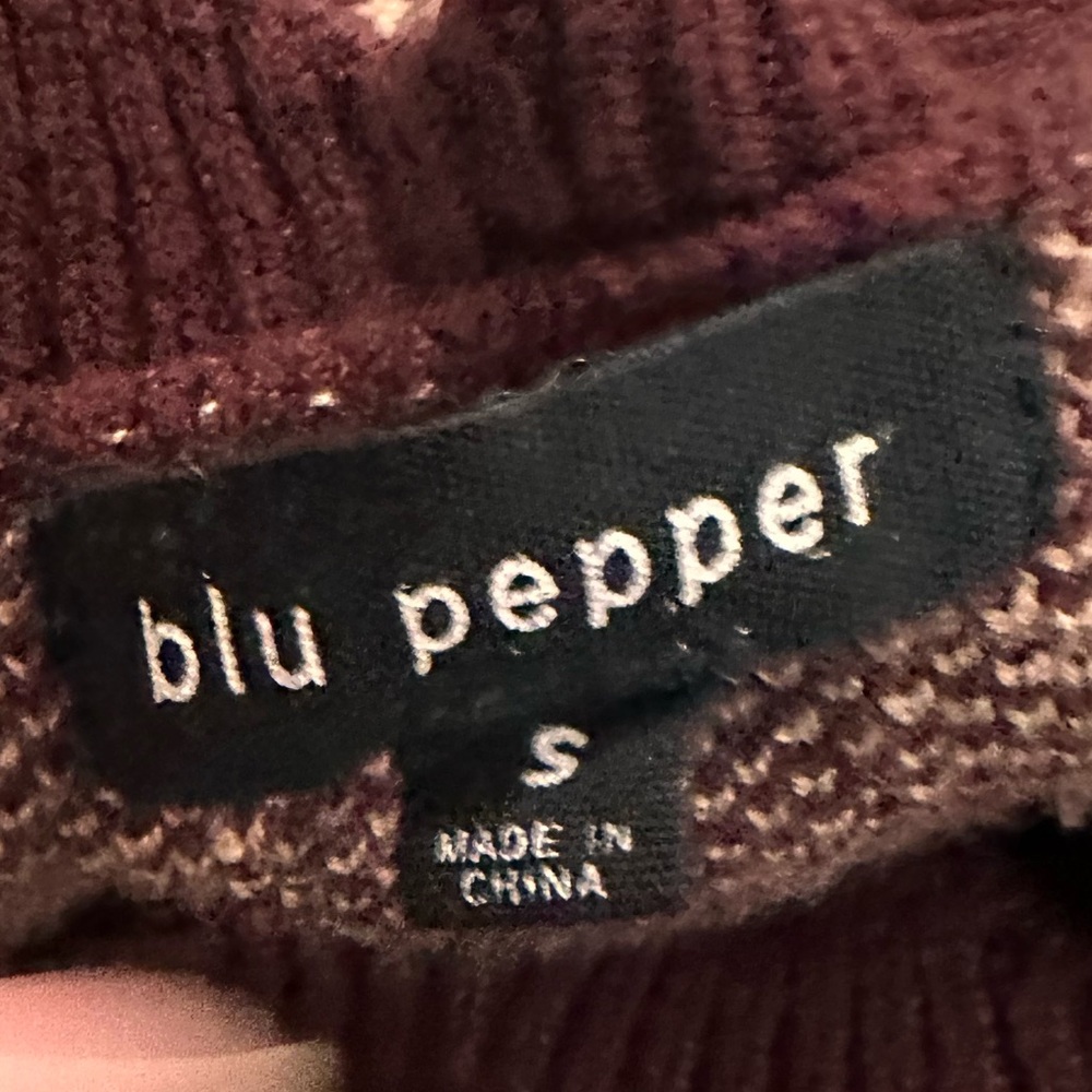 Blu Pepper Maroon Knit Sweater - Picture 2 of 3